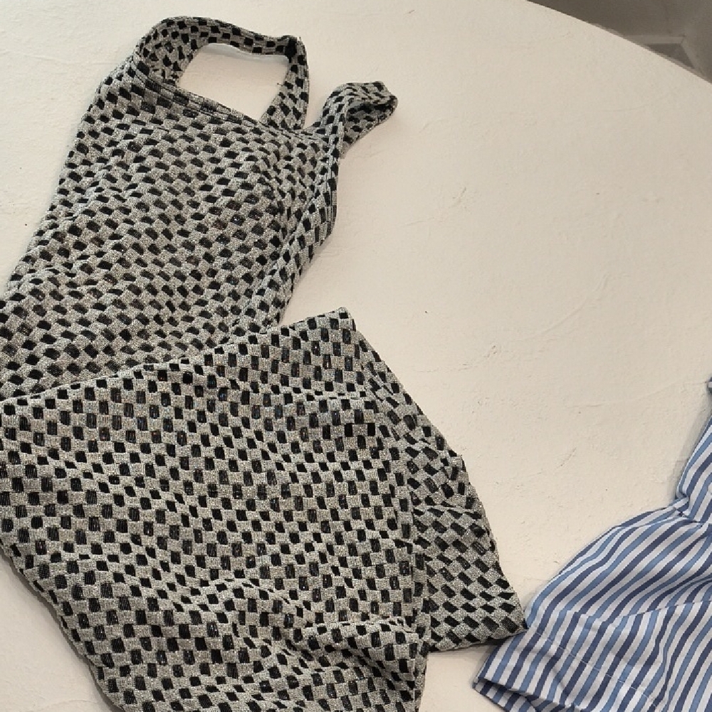 Black and Gray Geometric Patterned Dress